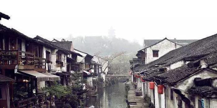 记者:史密斯-罗不太可能租借加盟西汉姆,枪手希望留住球员